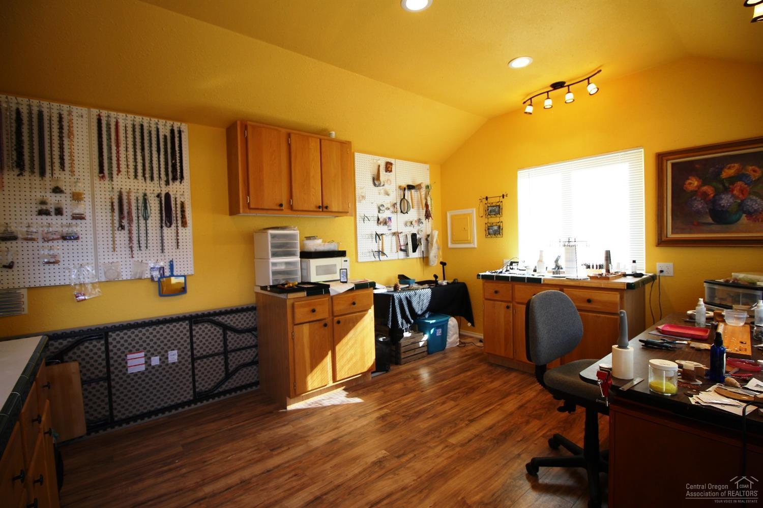 16582 Southwest Bullhead Road Terrebonne, OR 97760 - Photo 17 of 25 Gallery Image 17