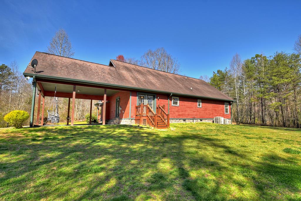 678 Meadow Creek Way Blue Ridge, GA 30513 - Photo 19 of 48 Gallery Image 19