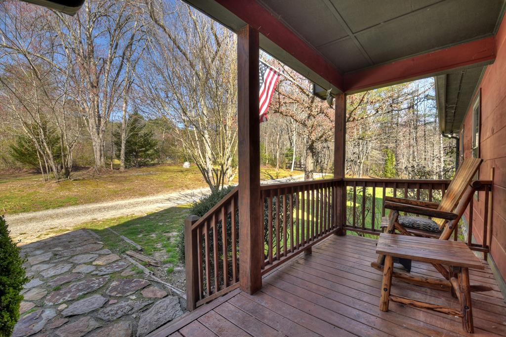 678 Meadow Creek Way Blue Ridge, GA 30513 - Photo 24 of 48 Gallery Image 24