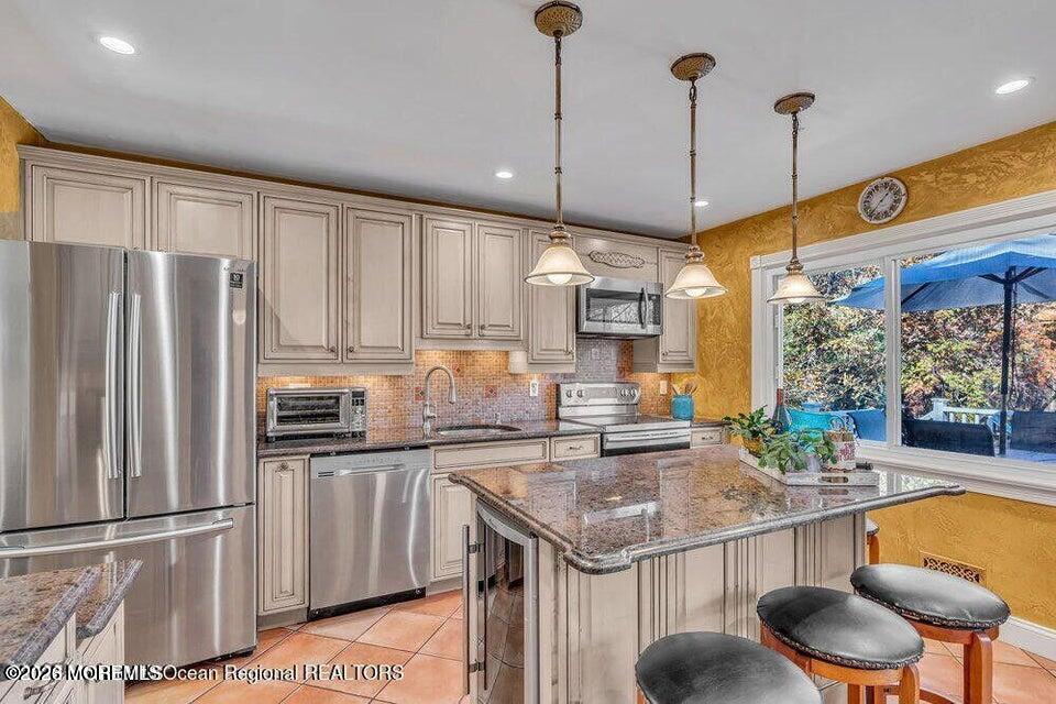 541 Frank Applegate Road Jackson, NJ 08527 - Photo 8 of 34 20251223015305722784000000-o