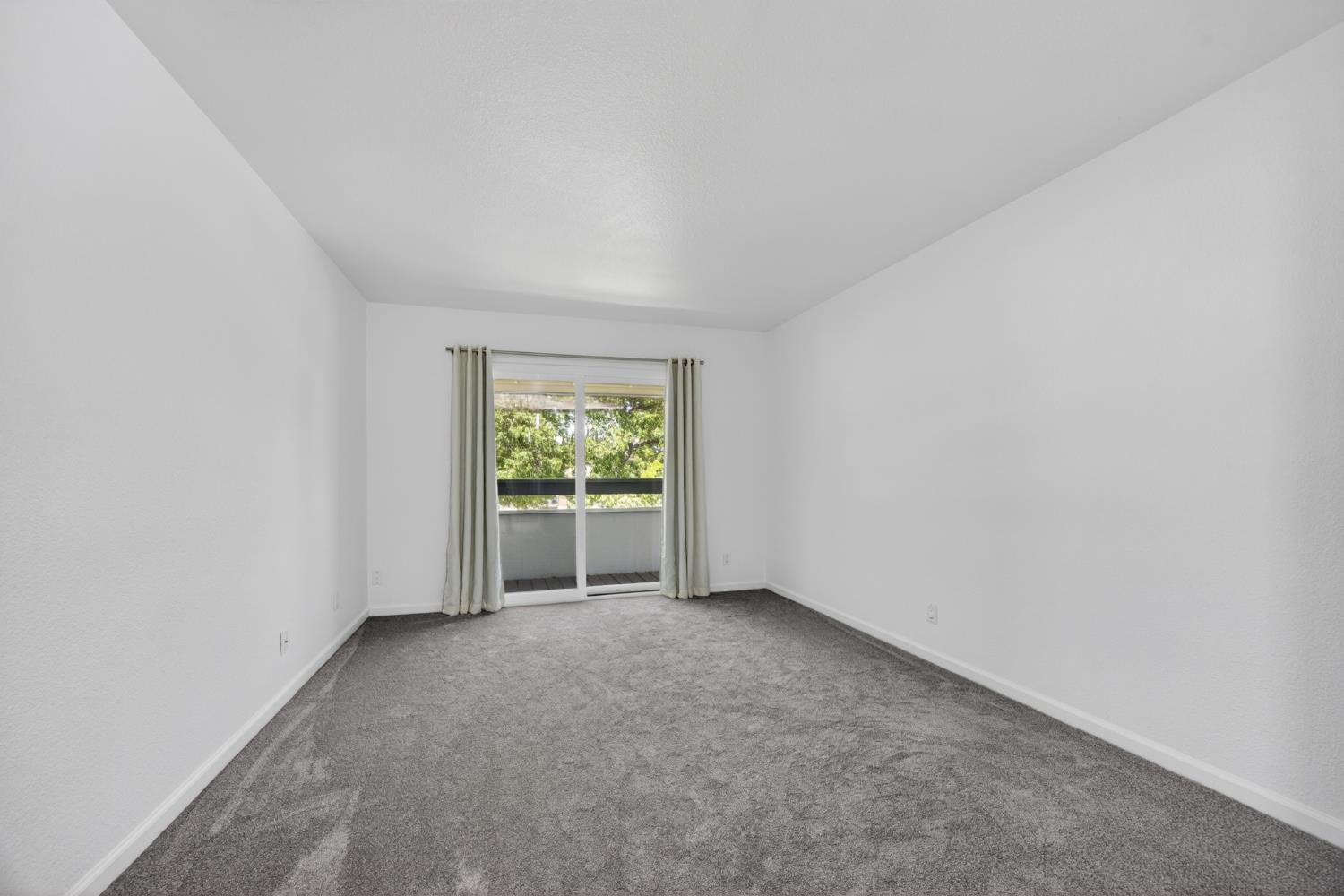 6239 Riverside Boulevard, Unit 2 Sacramento, CA 95831 - Photo 26 of 42