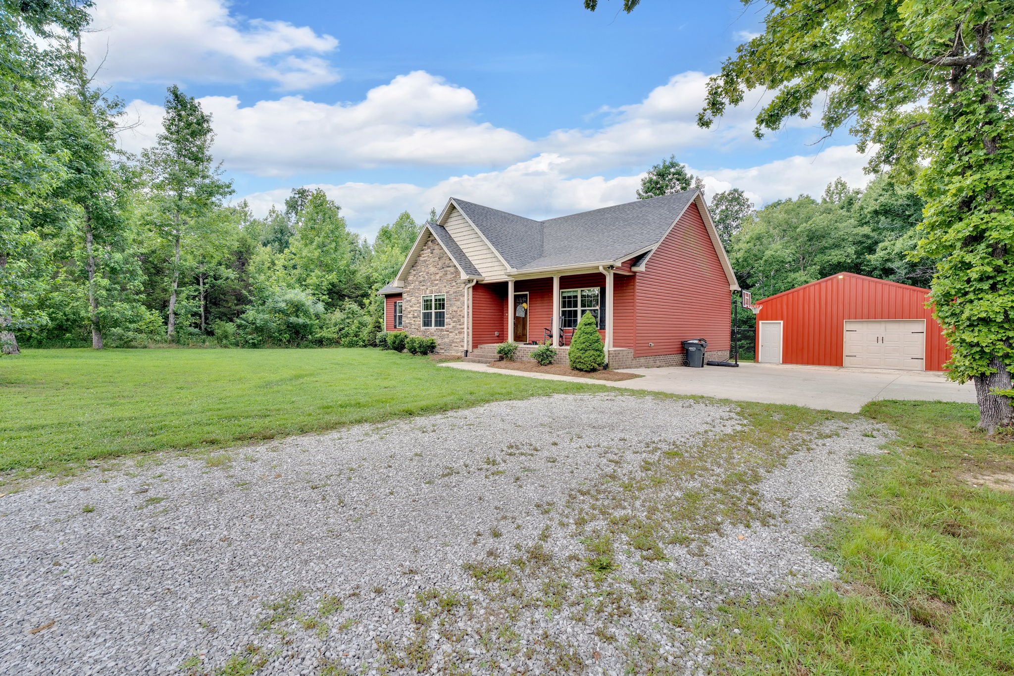 1105 Smiley Troutt Road Bethpage, TN 37022 - Photo 2 of 28