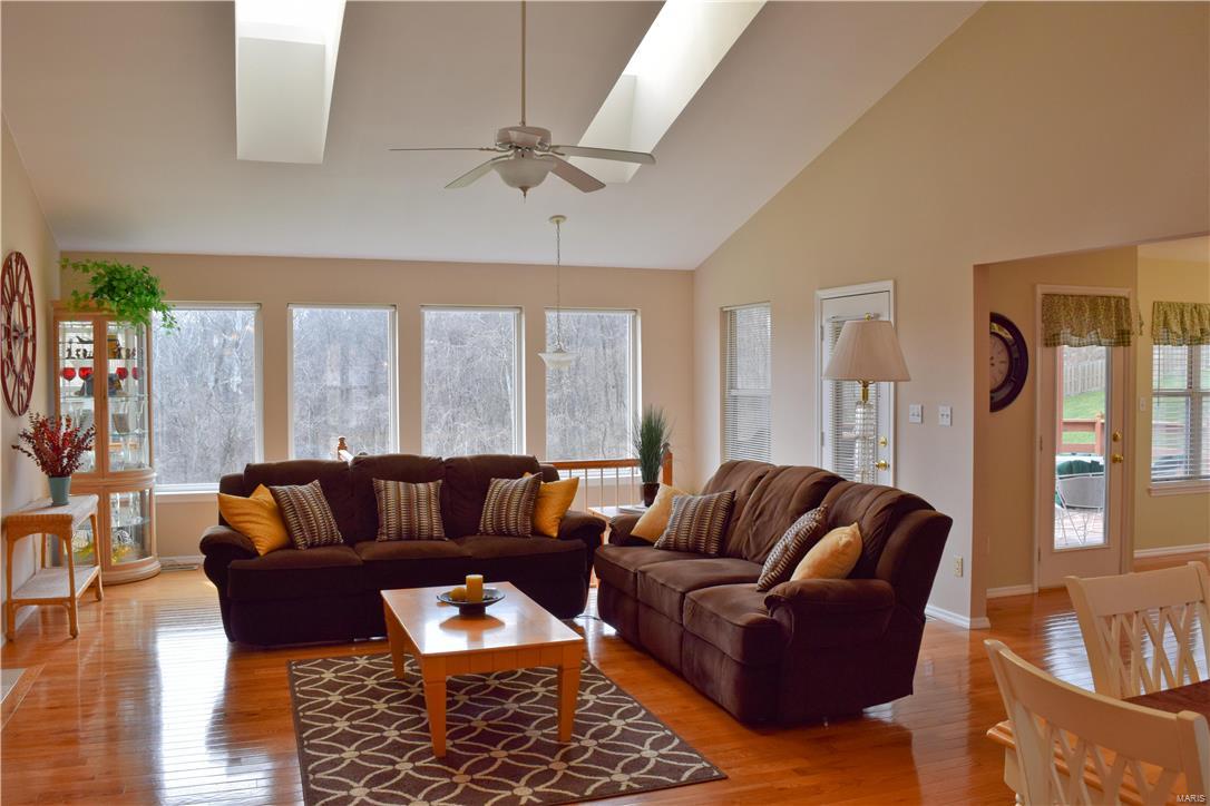 3912 Butler Hill Road St. Louis, MO 63129 - Photo 2 of 40 Gallery Image 2