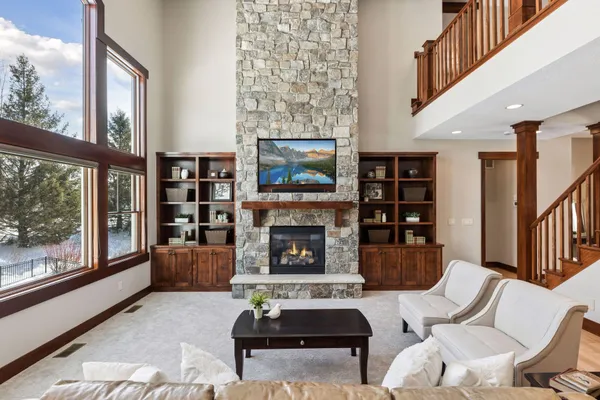 $1,295,000 | 2655 Cottage Grove Place, Woodbury, MN 55129