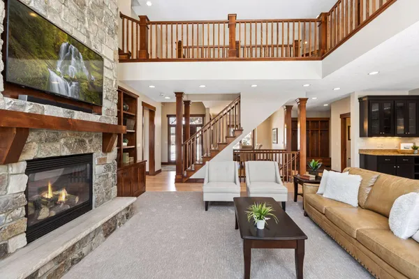 $1,295,000 | 2655 Cottage Grove Place, Woodbury, MN 55129