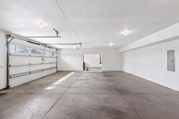 $1,295,000 | 2655 Cottage Grove Place, Woodbury, MN 55129