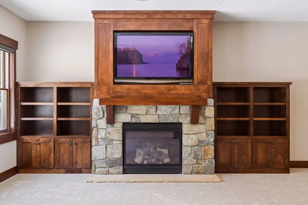 $1,295,000 | 2655 Cottage Grove Place, Woodbury, MN 55129