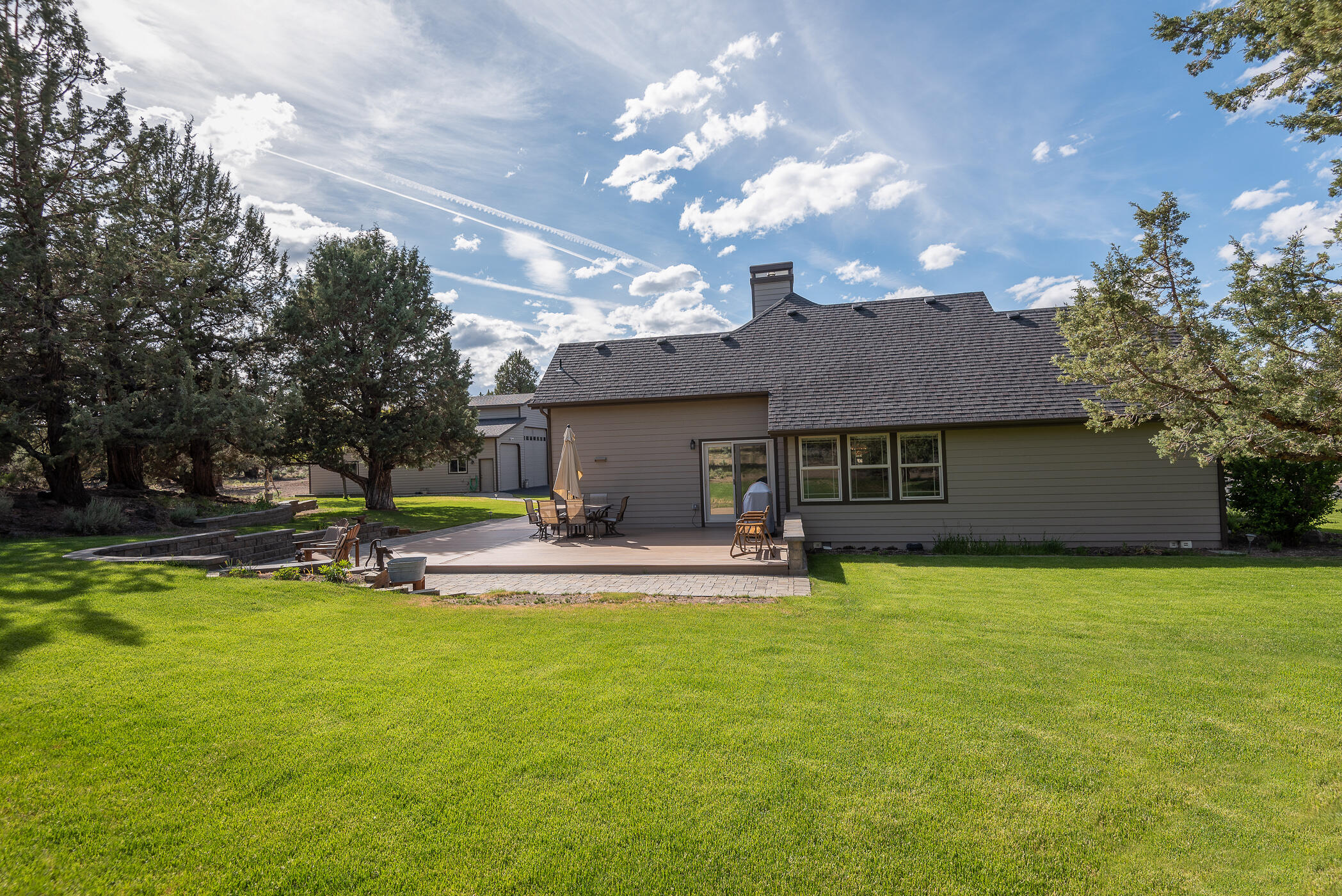 64481 McGrath Road Bend, OR 97701 - Photo 26 of 36 McGrath_Bergs-10