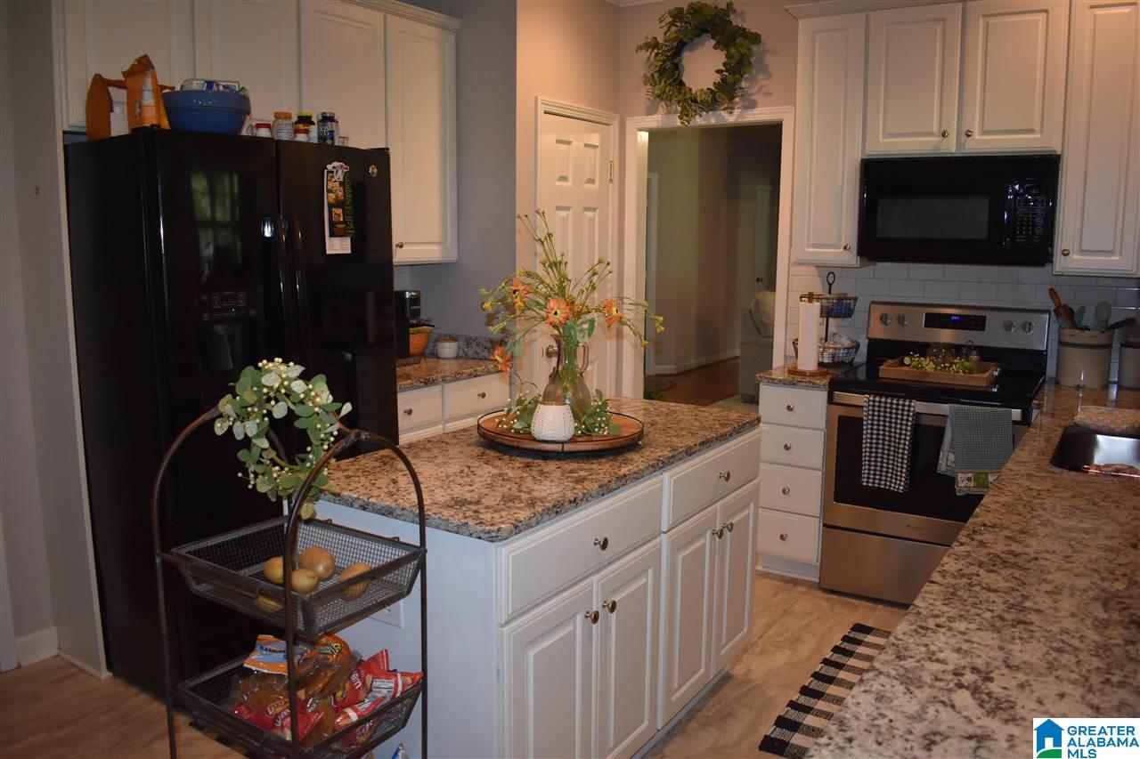 140 Wickstead Road Bessemer, AL 35023 - Photo 12 of 38