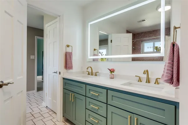 $1,675,000 | 8004 Golden Oaks Lane, Austin, TX 78737