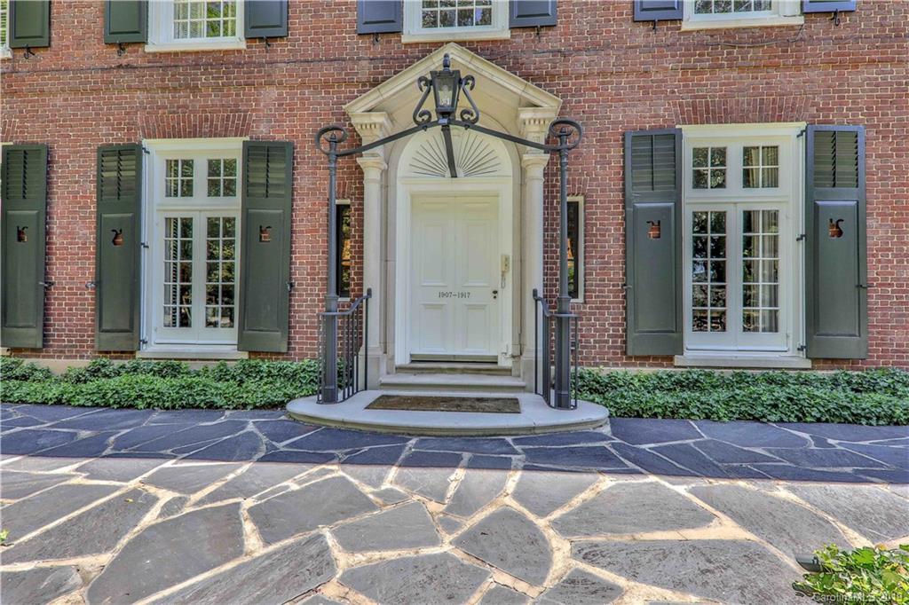 1911 Queens Road Charlotte, NC 28207 - Photo 2 of 34