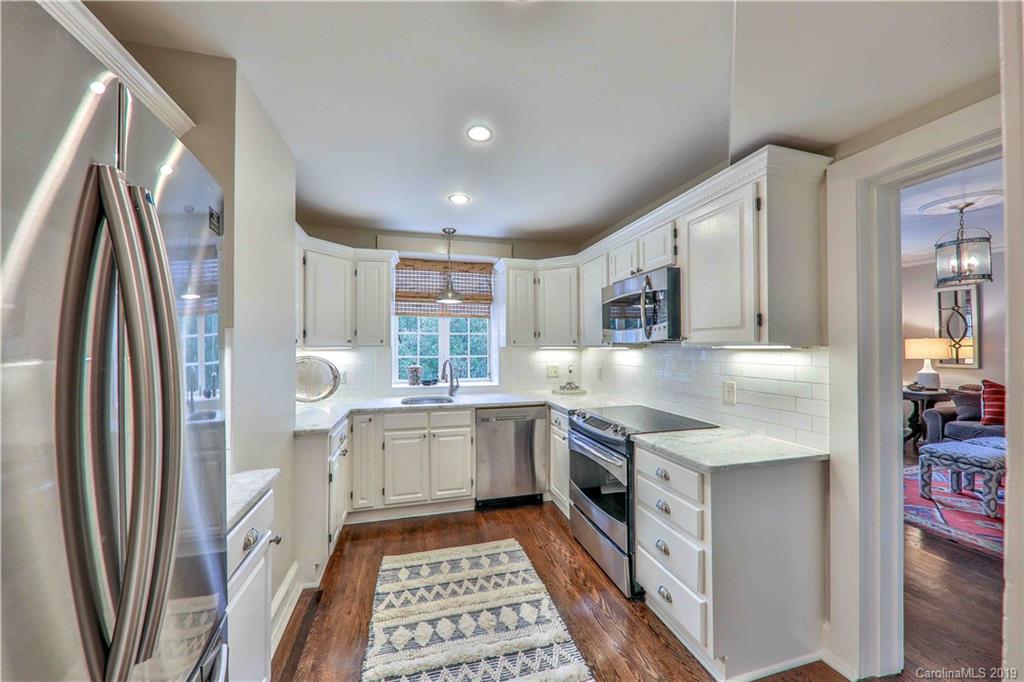 1911 Queens Road Charlotte, NC 28207 - Photo 12 of 34