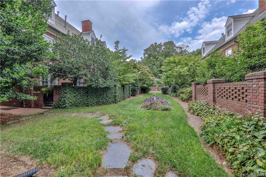 1911 Queens Road Charlotte, NC 28207 - Photo 30 of 34