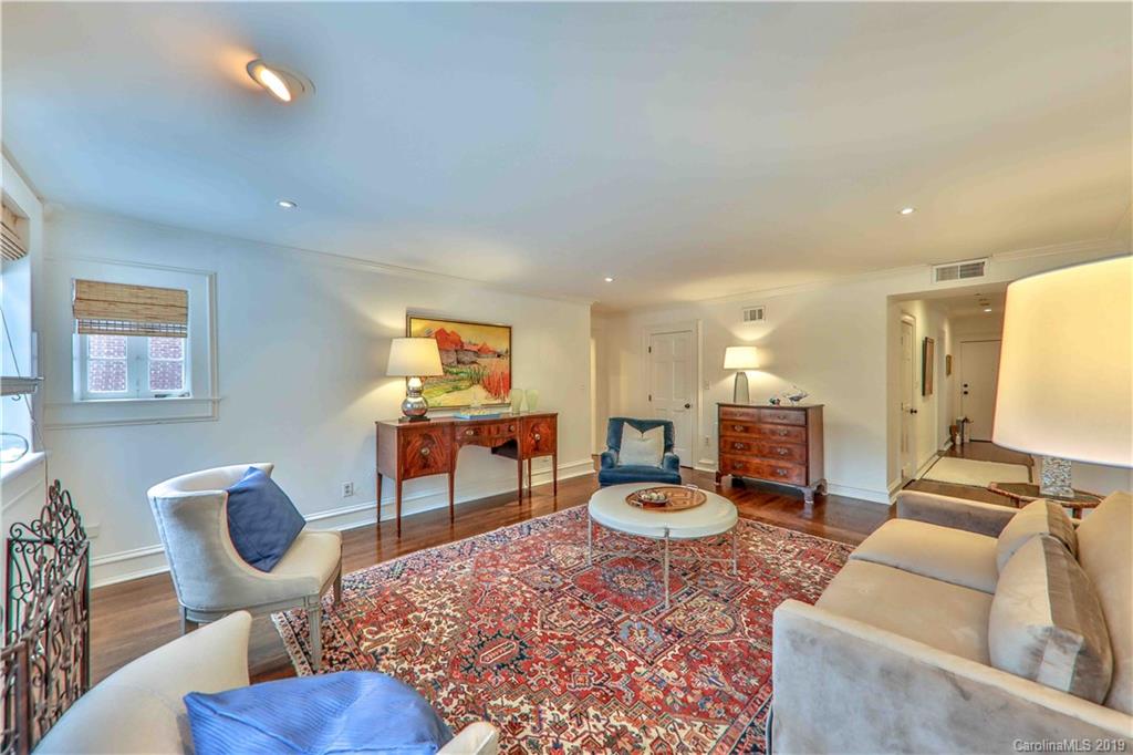 1911 Queens Road Charlotte, NC 28207 - Photo 9 of 34