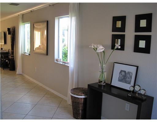 5888 Abbey Road, Unit 5932 Tamarac, FL 33321 - Photo 6 of 10 Exterior Front