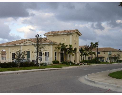5888 Abbey Road, Unit 5932 Tamarac, FL 33321 - Photo 9 of 10 Exterior Front