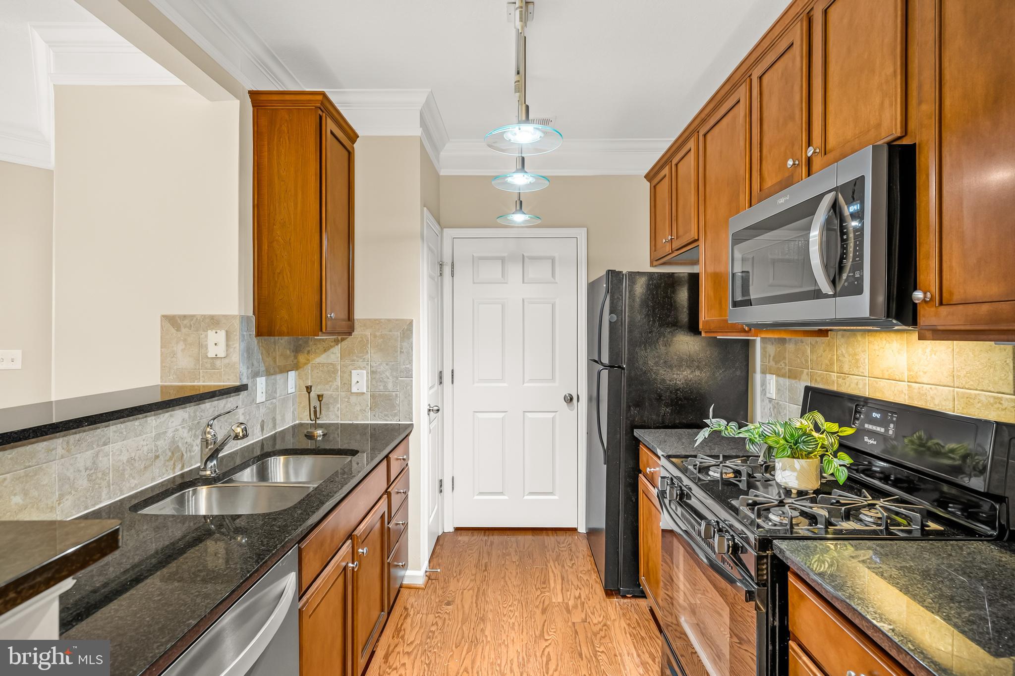 514 Sunset View Terrace Southeast, Unit 207 Leesburg, VA 20175 - Photo 16 of 51
