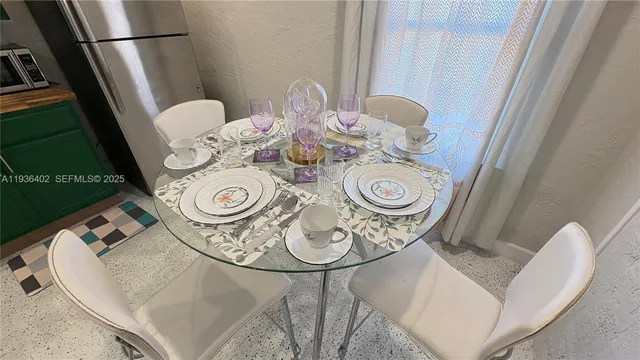 $860 | 1901 Southwest Sw 9 Street, Unit 3, Miami, FL 33130