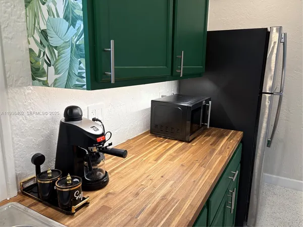 $2,000 | 1901 Southwest Sw 9 Street, Unit 4, Miami, FL 33130