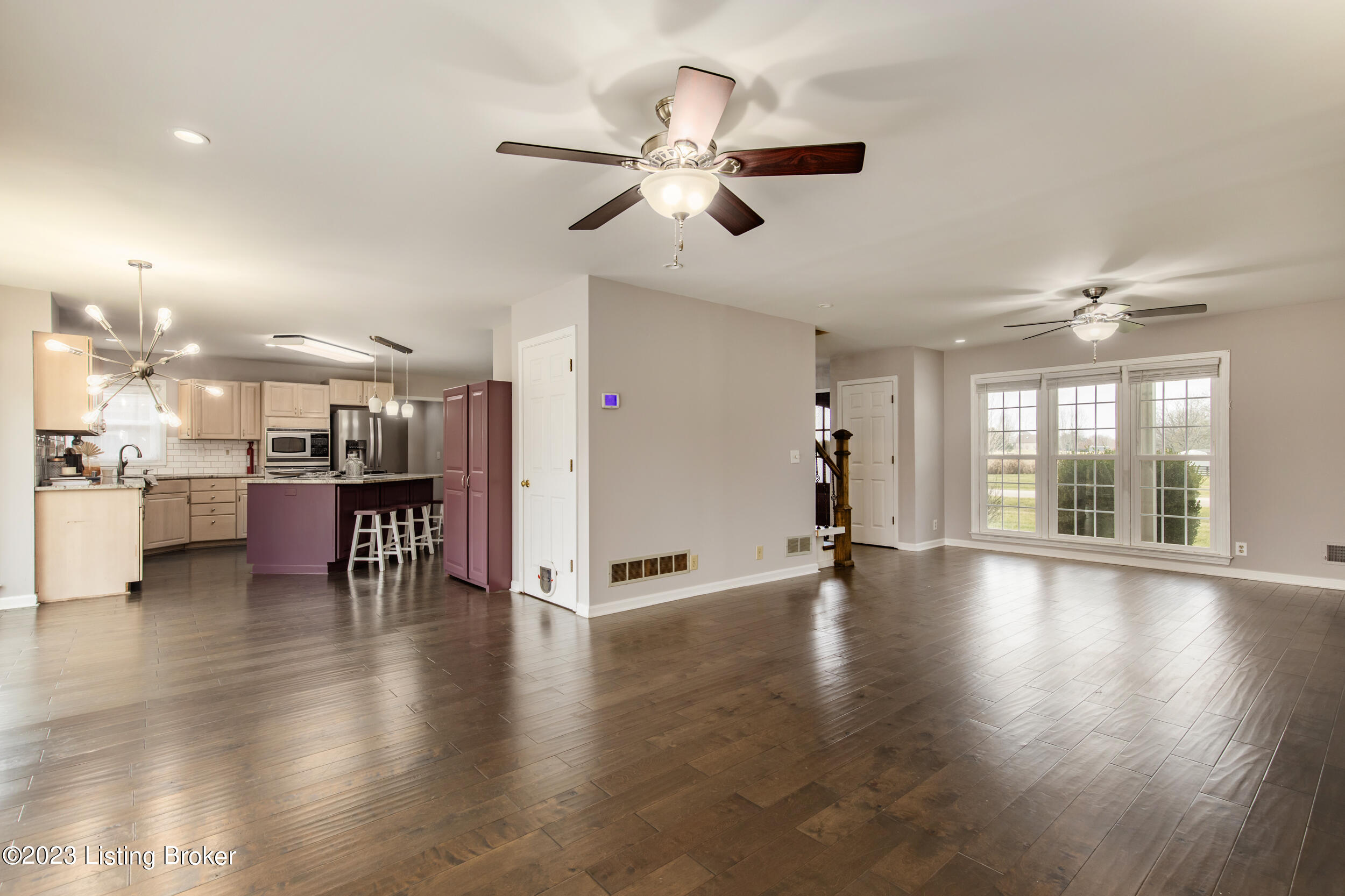 5014 Fox Run Road Buckner, KY 40010 - Photo 9 of 60 11-living kitchen
