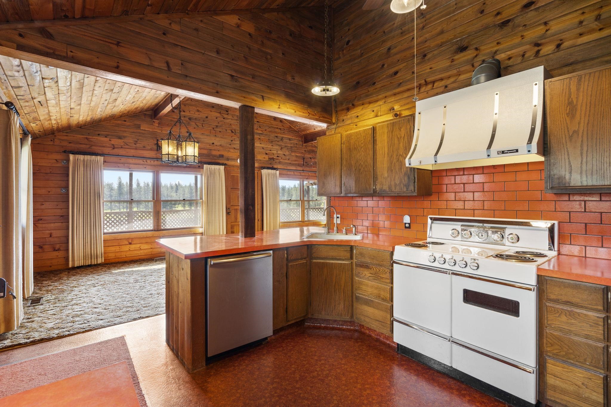 16609 South Curtis Road Cheney, WA 99004 - Photo 7 of 25