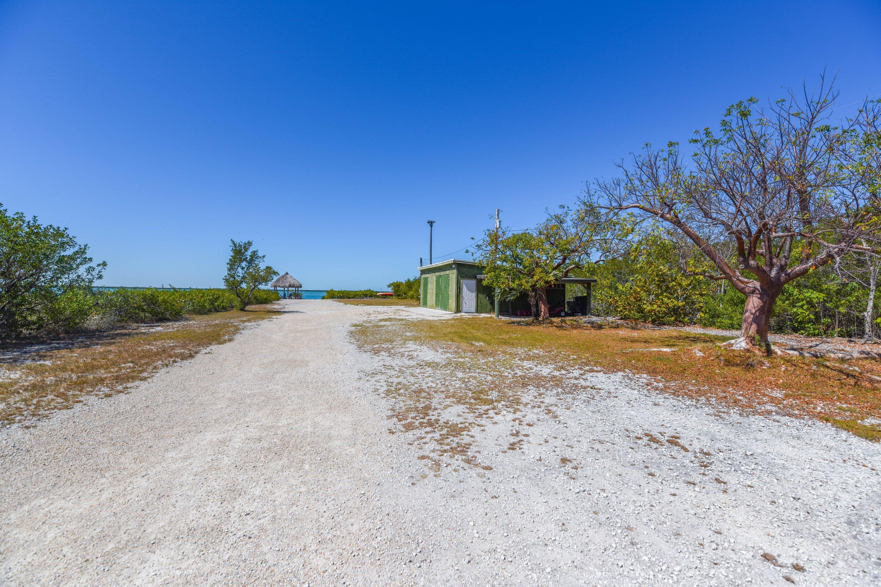 4670 Dorn Road Summerland Key, FL 33042 - Photo 40 of 42 015-Garage and driveway to point