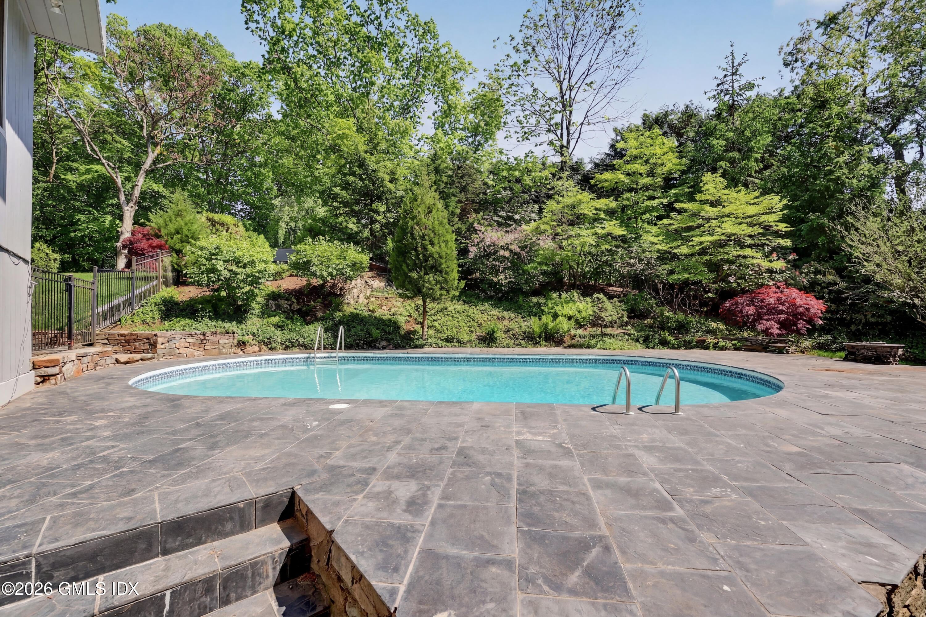 300 Stanwich Road Greenwich, CT 06830 - Photo 28 of 36 Pool