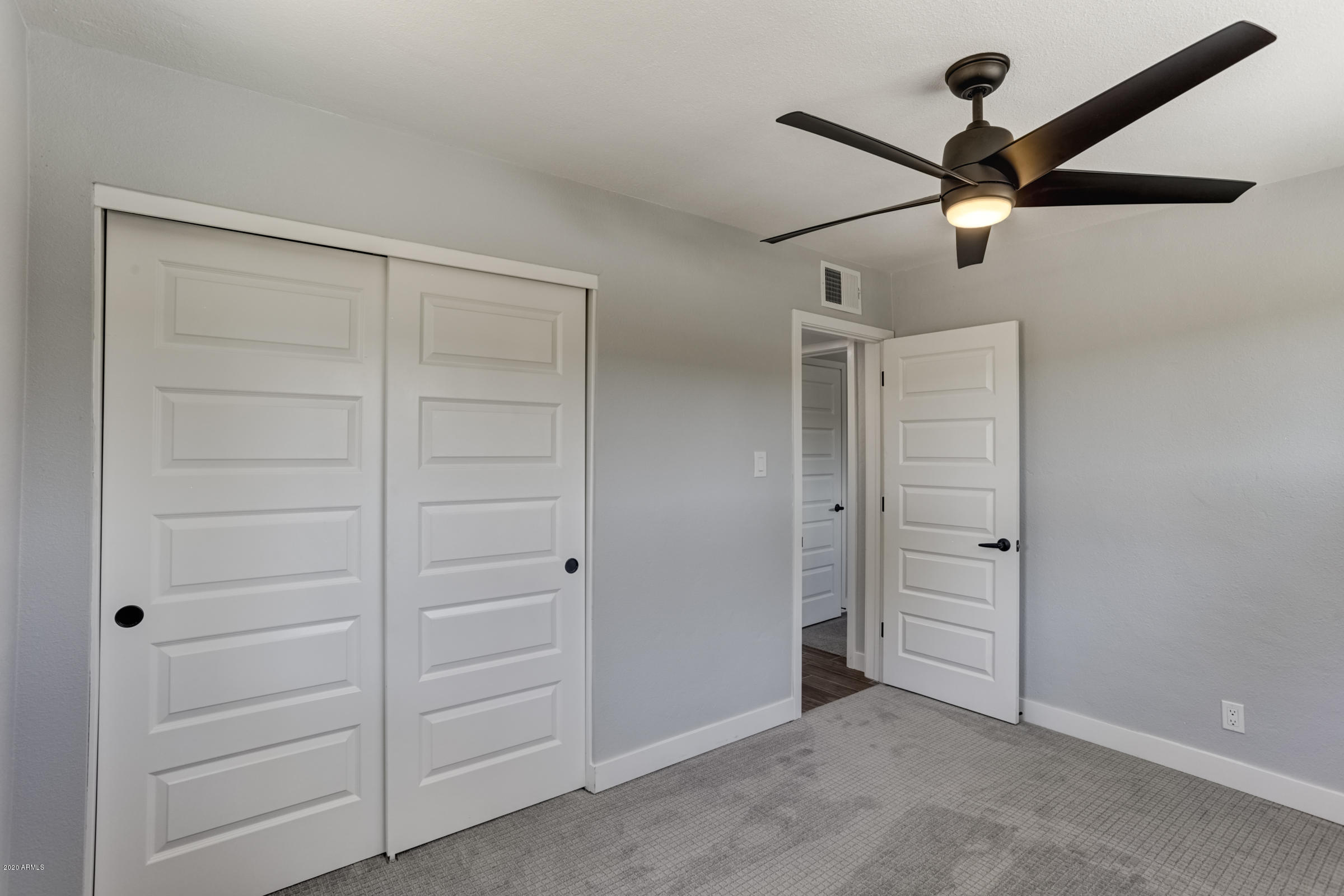 1718 East Rovey Avenue Phoenix, AZ 85016 - Photo 30 of 54 1718 E Rovey Ave-27