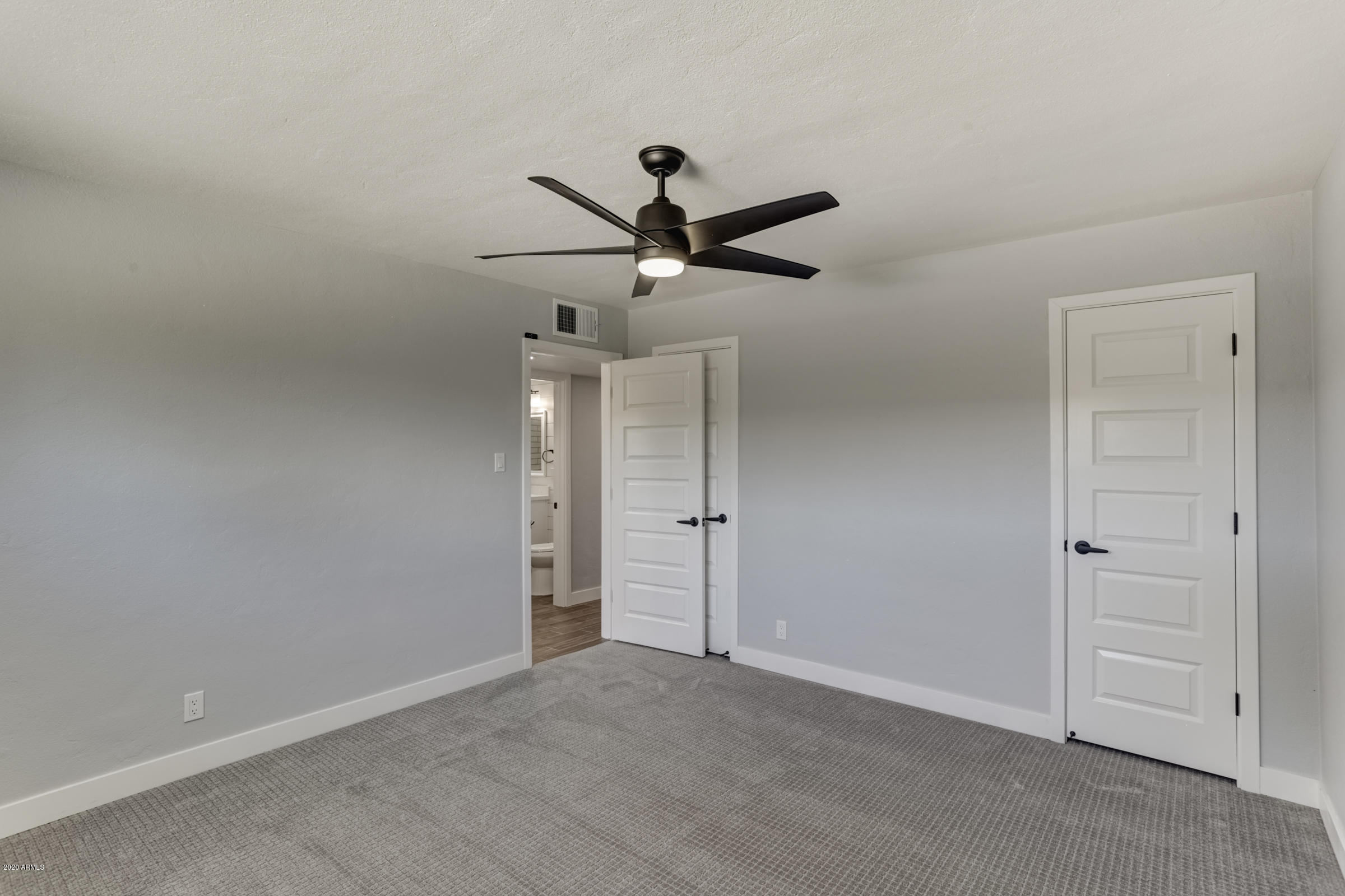 1718 East Rovey Avenue Phoenix, AZ 85016 - Photo 32 of 54 1718 E Rovey Ave-29