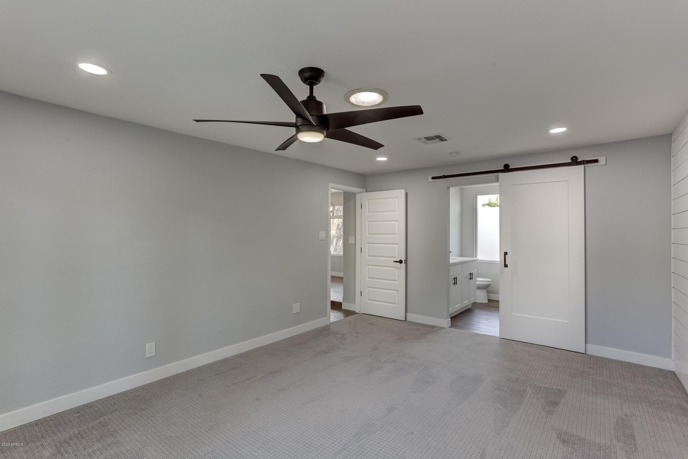 1718 East Rovey Avenue Phoenix, AZ 85016 - Photo 37 of 54 1718 E Rovey Ave-34