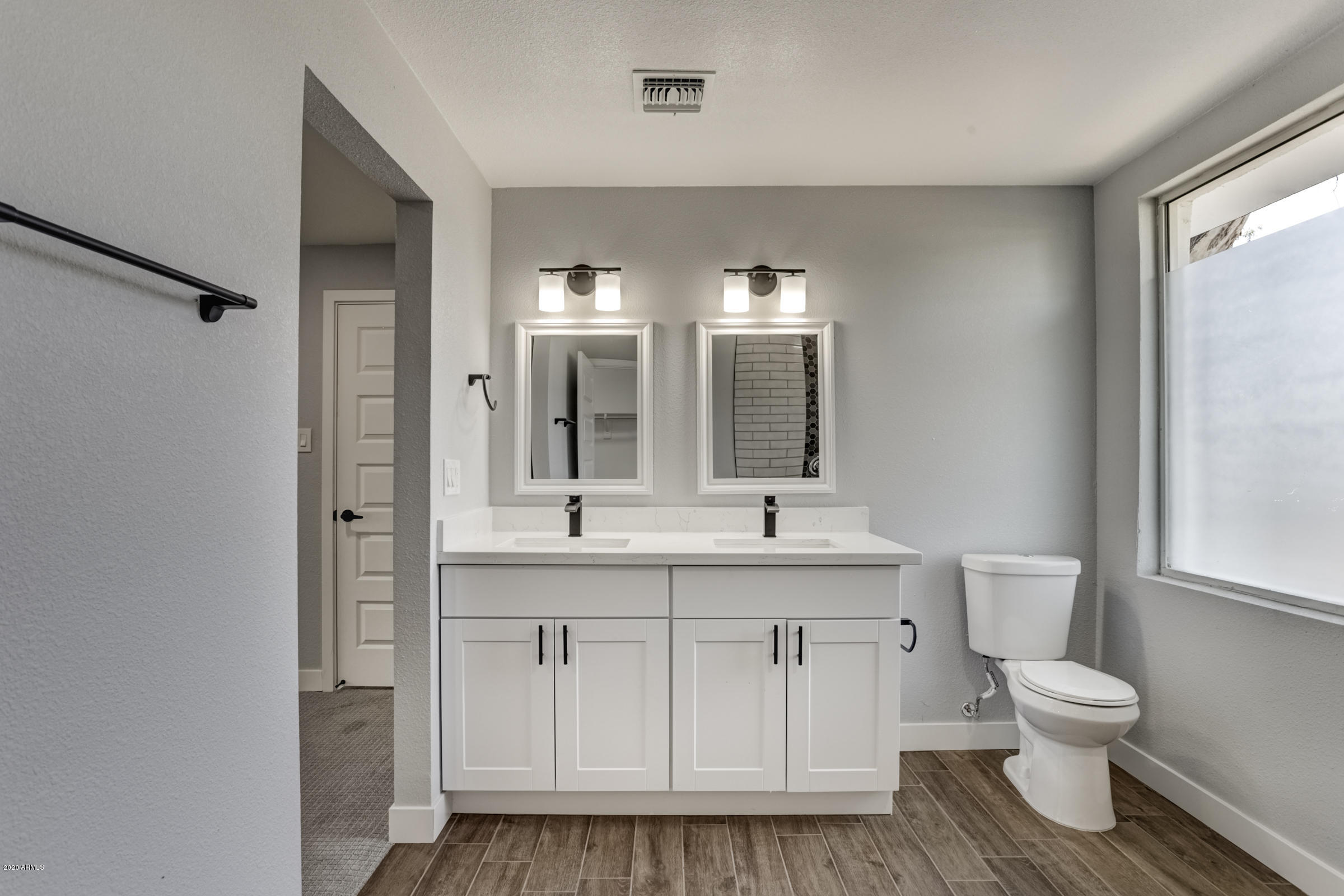 1718 East Rovey Avenue Phoenix, AZ 85016 - Photo 40 of 54 1718 E Rovey Ave-37
