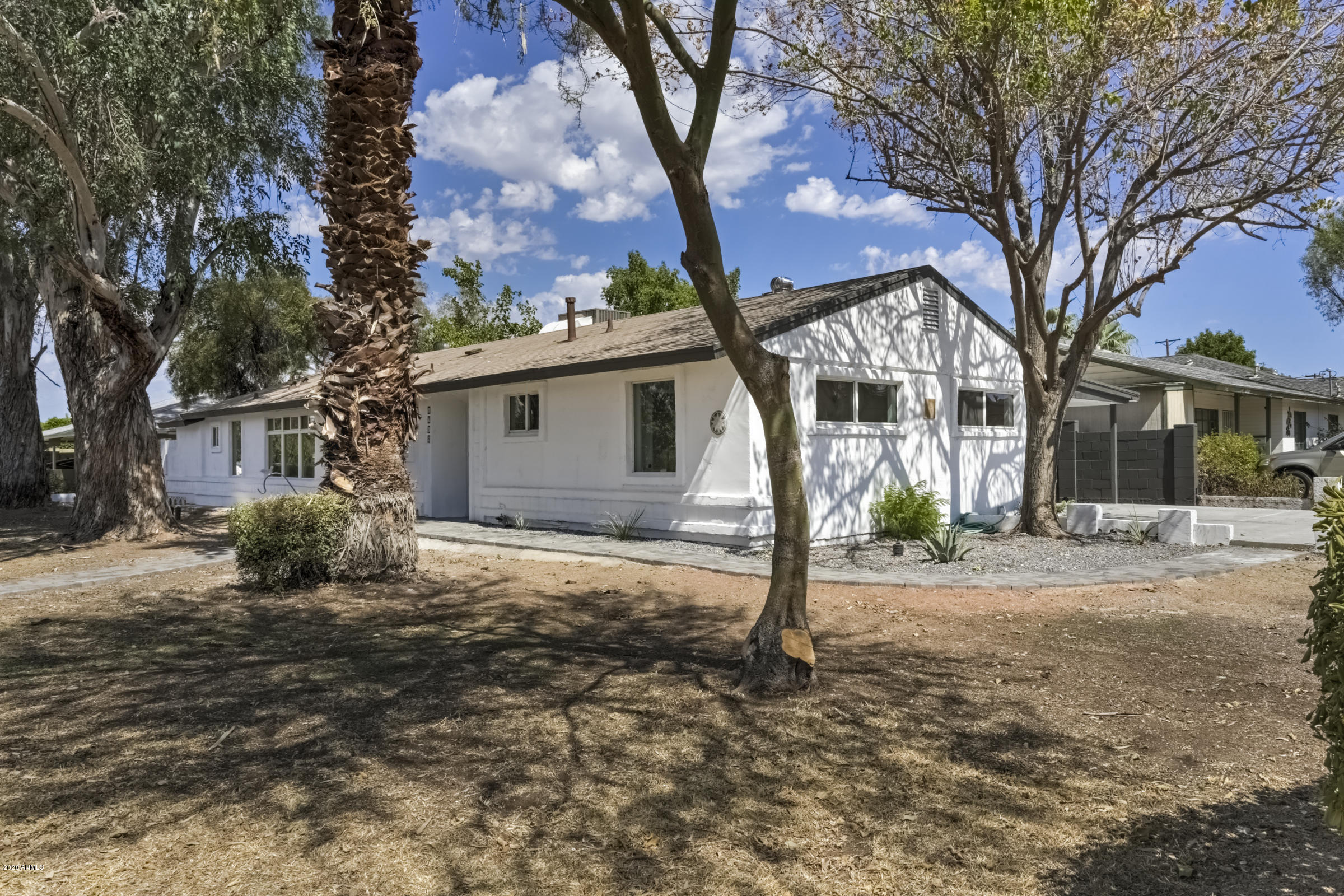 1718 East Rovey Avenue Phoenix, AZ 85016 - Photo 8 of 54 1718 E Rovey Ave-3