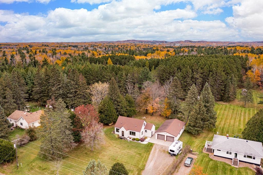 54 Helberg Road Esko, MN 55733 - Photo 13 of 41 Gallery Image 13
