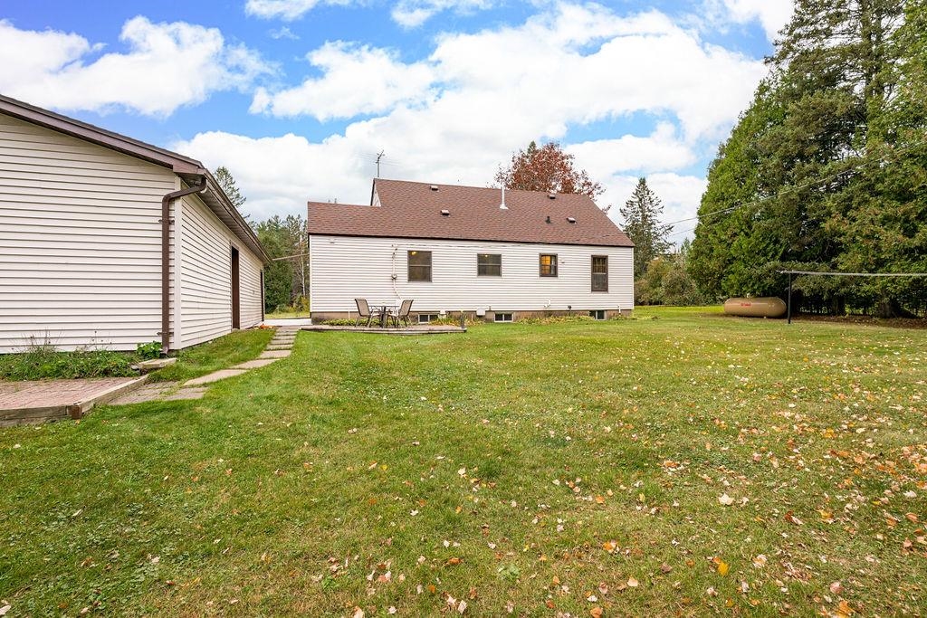 54 Helberg Road Esko, MN 55733 - Photo 6 of 41 Gallery Image 6