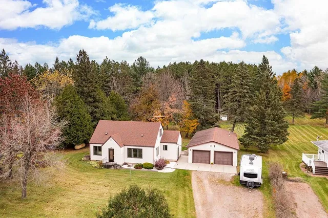 $349,900 | 54 Helberg Road, Esko, MN 55733