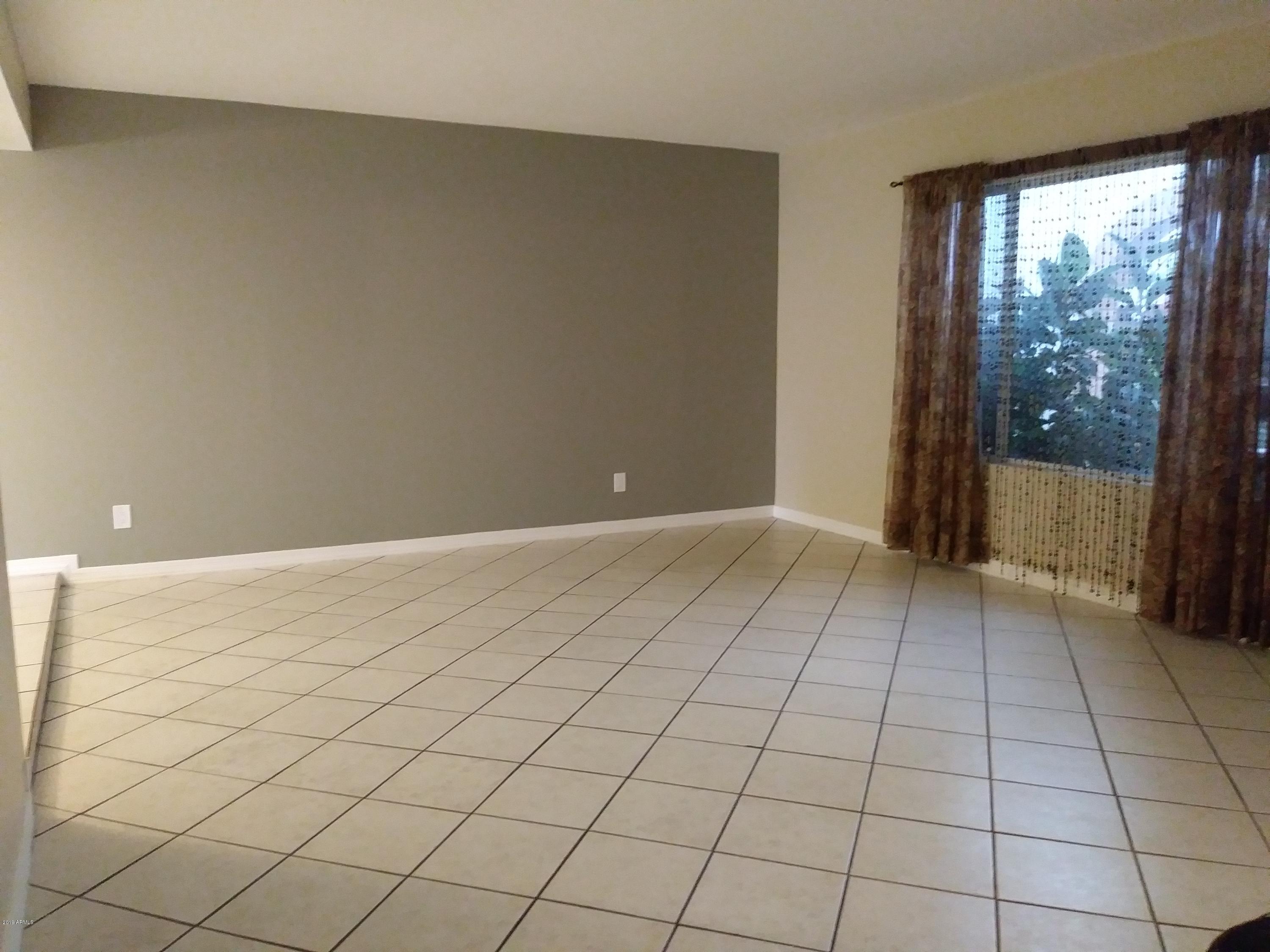 5531 West Boca Raton Road Glendale, AZ 85306 - Photo 15 of 38 Formal Living room 3