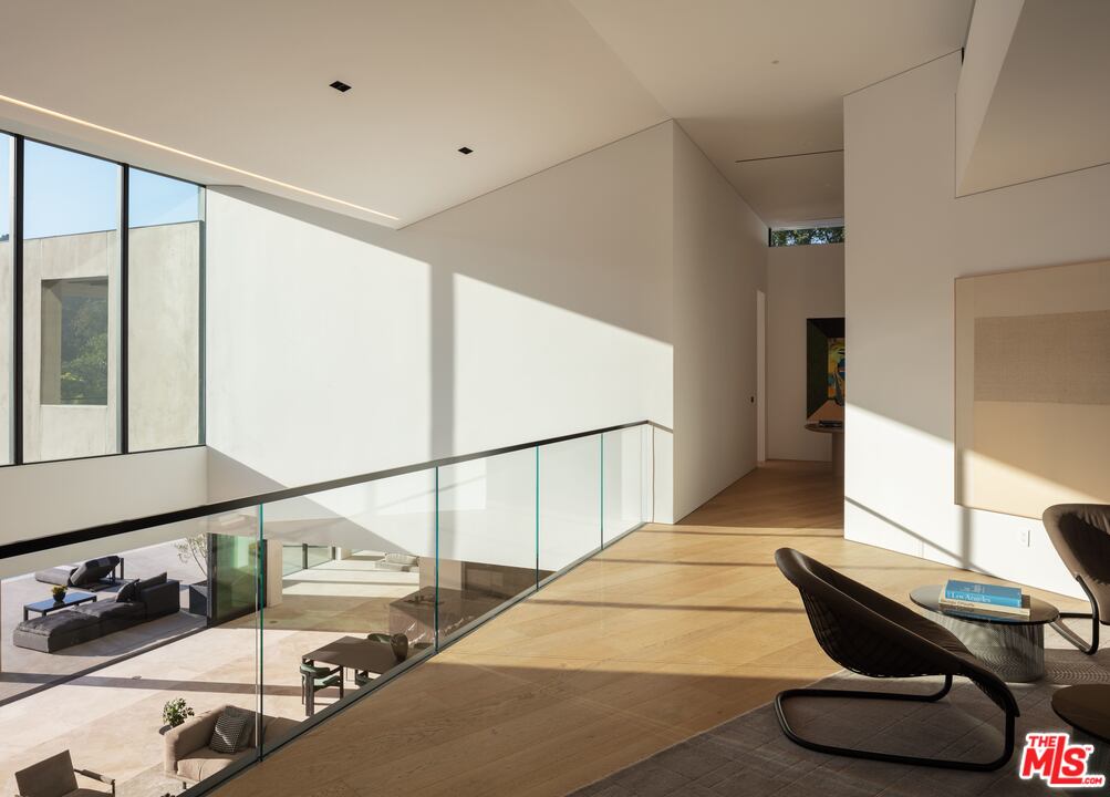 2600 Hutton Drive Beverly Hills, CA 90210 - Photo 12 of 29