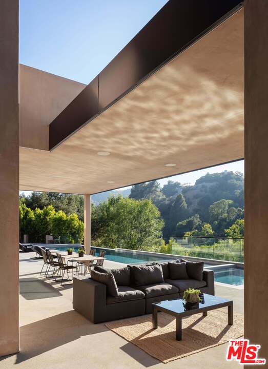 2600 Hutton Drive Beverly Hills, CA 90210 - Photo 9 of 29