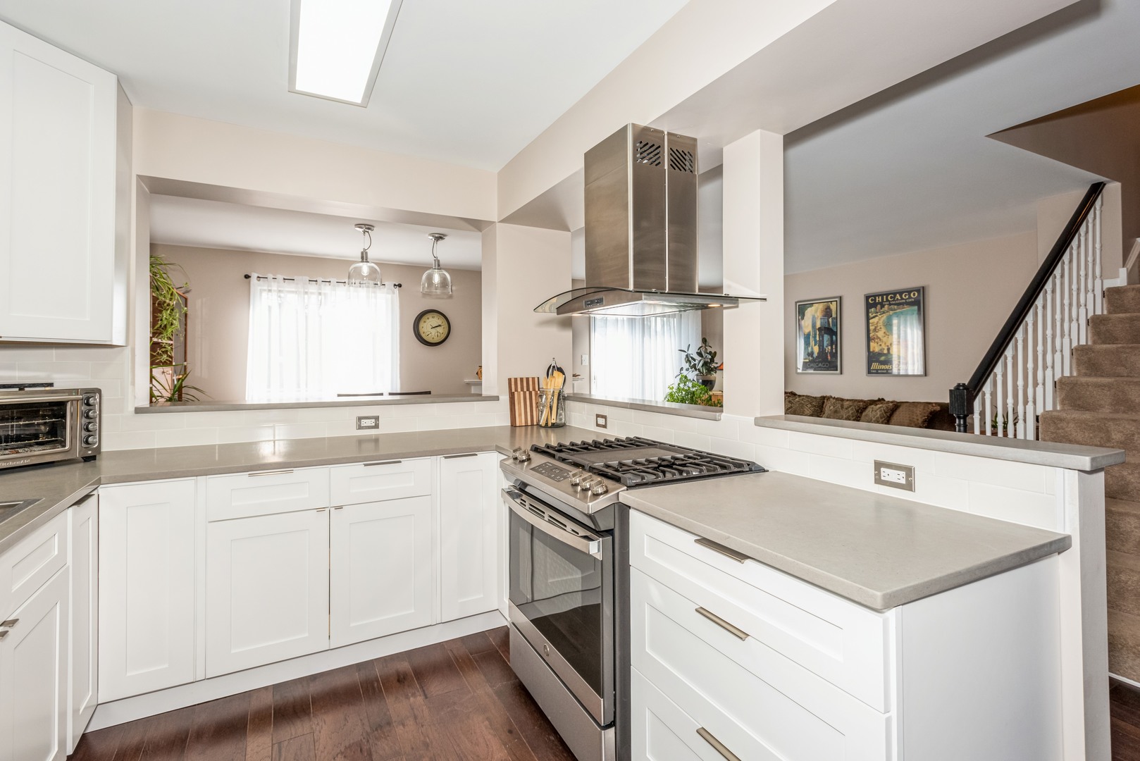 1222 Exeter Court Wheaton, IL 60189 - Photo 2 of 12