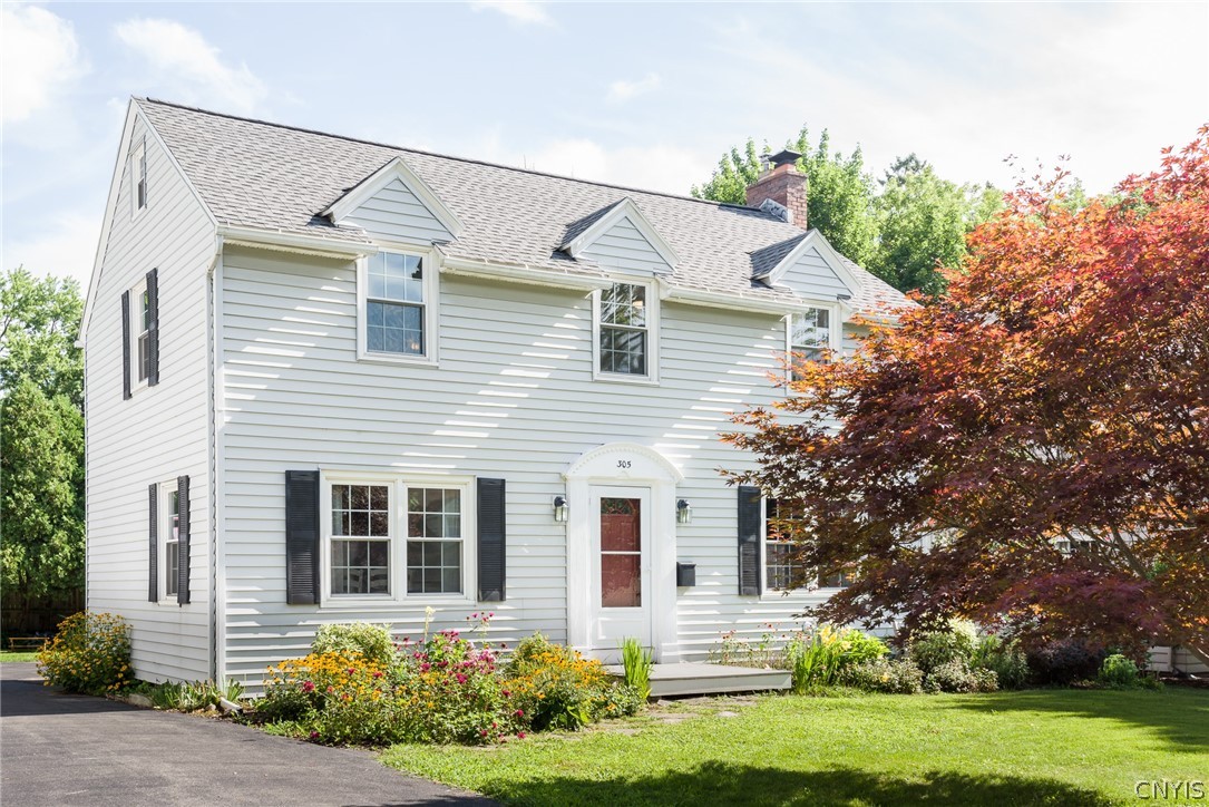 305 Lansdowne Road DeWitt, NY 13214 - Photo 1 of 1 Nestled on a sought-after street in the popular Or