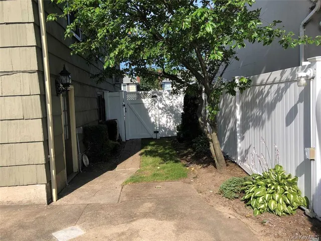 $5,500 | 563 Albemarle Place, Cedarhurst, NY 11516