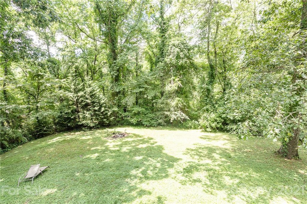 507 Vision Road Canton, NC 28716 - Photo 39 of 39 a view of an outdoor space and a yard