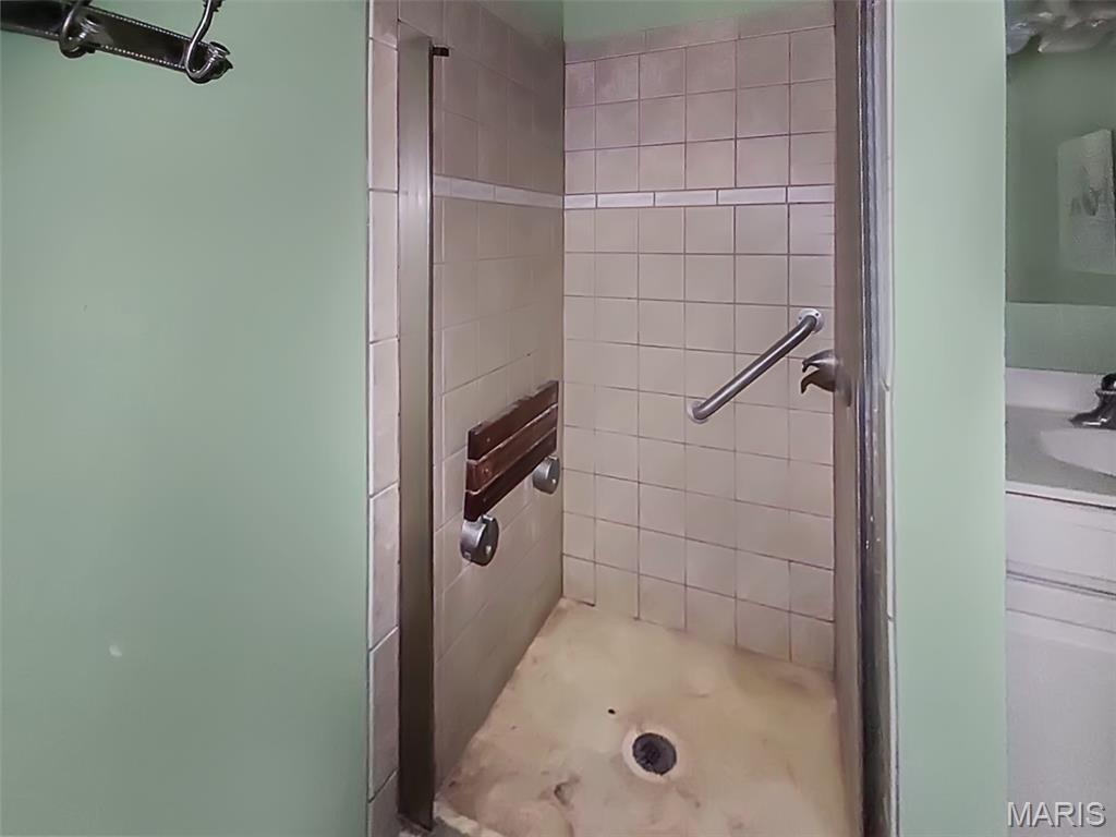 603 West Ray Avenue Christopher, IL 62822 - Photo 11 of 14