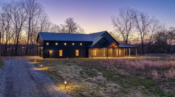 $760,000 | 7836 Basil Road Northwest, Baltimore, OH 43105