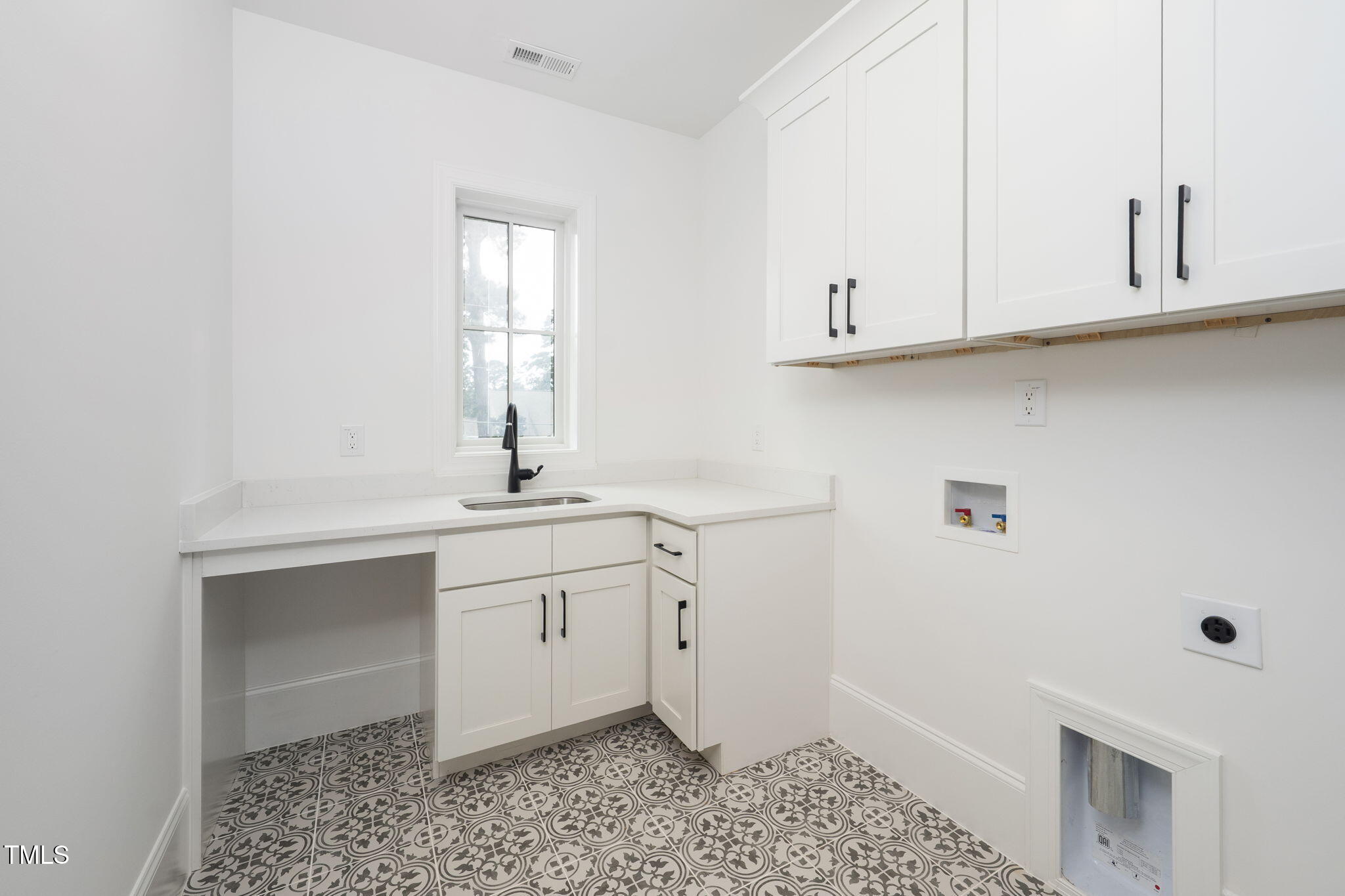 1330 Duplin Road Raleigh, NC 27607 - Photo 32 of 53 28-web-or-mls-1330 Duplin Rd-30