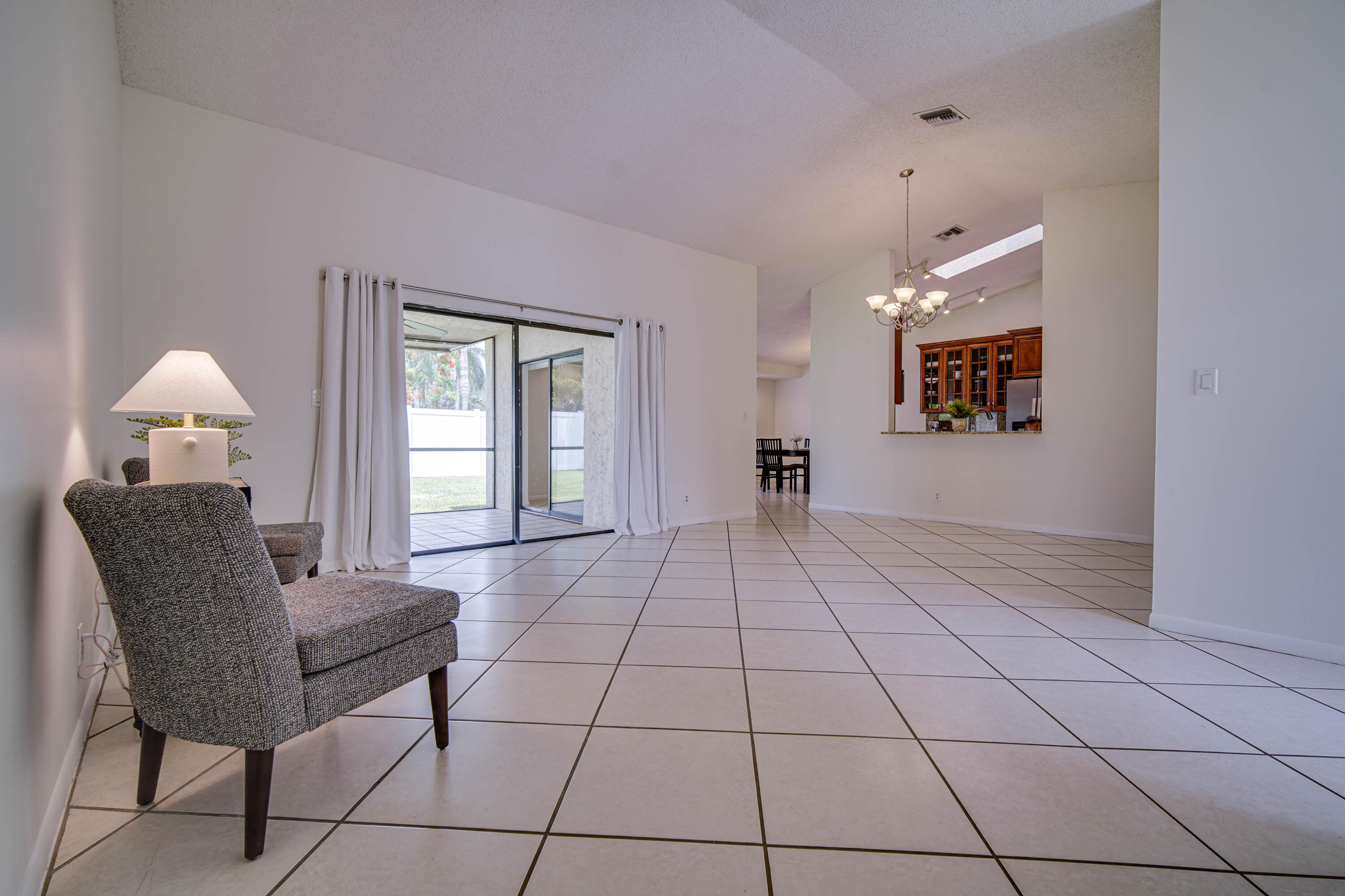 20991 Windemere Lane Boca Raton, FL 33428 - Photo 3 of 29 DSC09025HDR