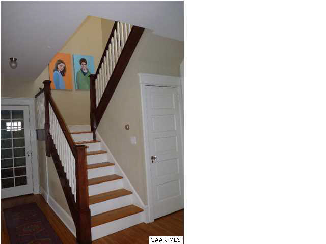 1934 Lewis Mountain Road Charlottesville, VA 22903 - Photo 20 of 32 2004 Addition - The staircase was carefully designed and built in the Craftsman style.