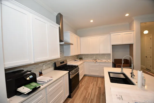 a bathroom with a sink and a toilet