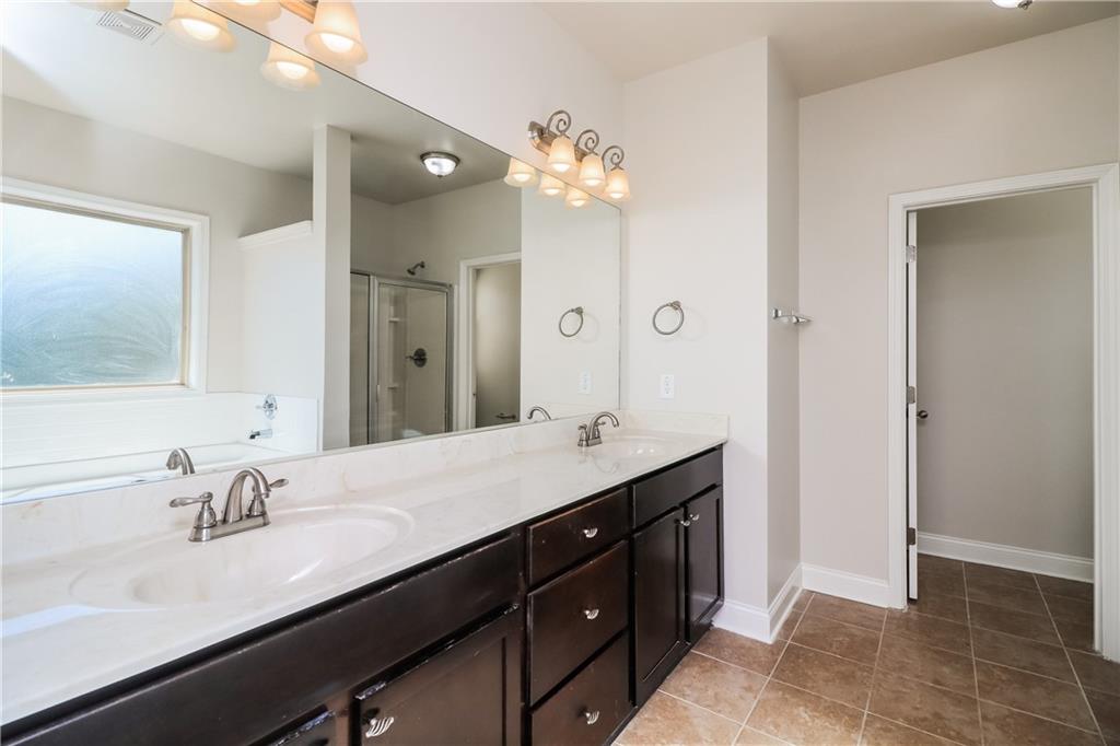 2206 Spring Stone Court Buford, GA 30519 - Photo 17 of 27