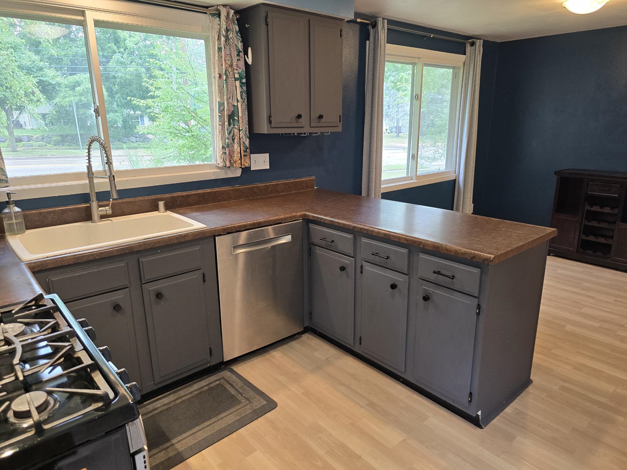 902 Moorland Road Madison, WI 53713 - Photo 13 of 79 Gallery Image 13